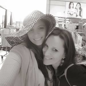 Meet your Posher, Debbie